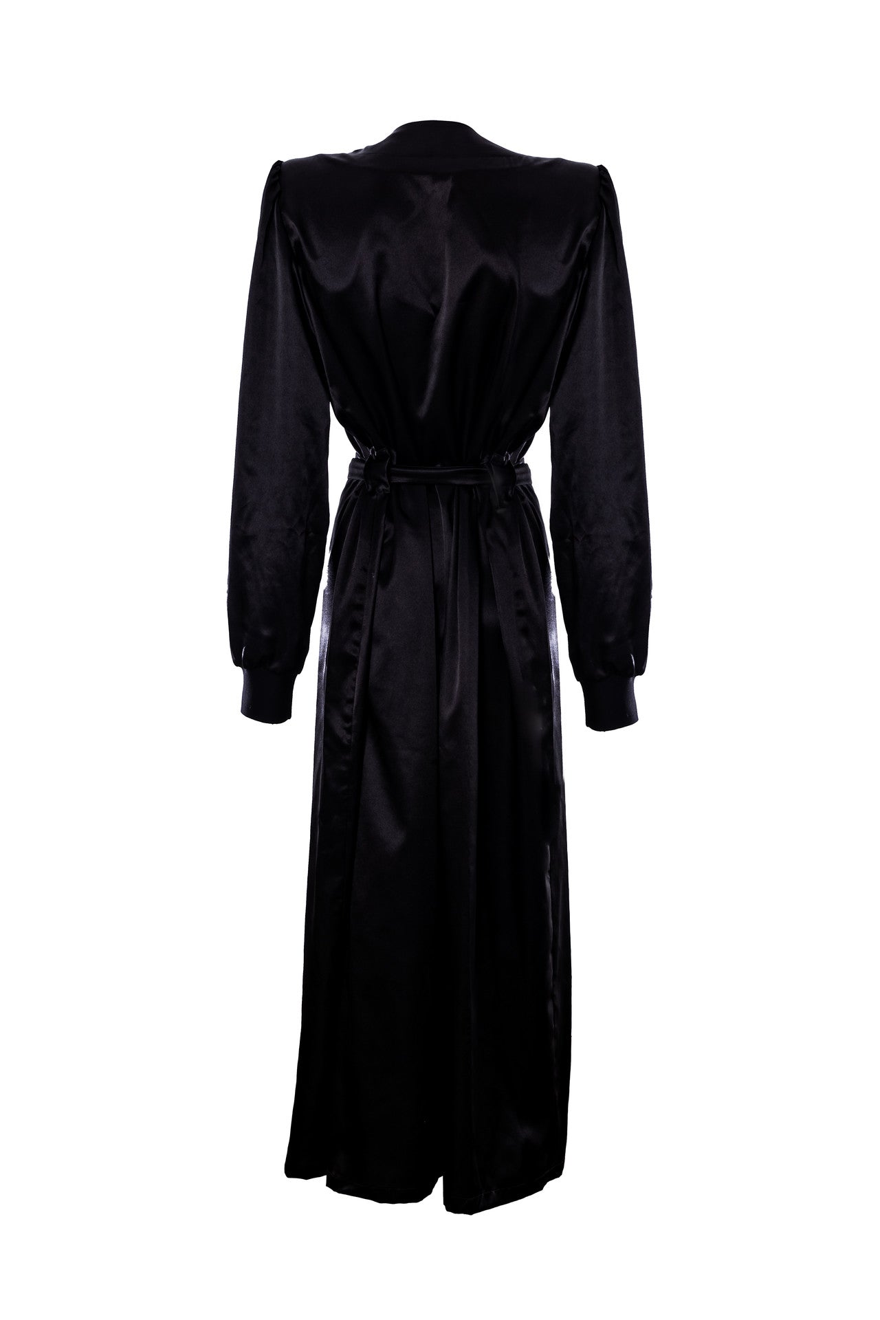 ROBE DIVA-SOFY. O robe luxuoso Diva, tipo kimono foi confecionado com grande estilo e qualidade para lhe porporcionar um conforto de excelência. Cetim : 97% Poliester e 3% Elastano